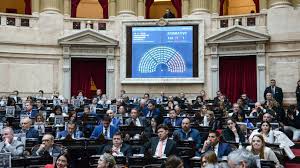 Senado argentino, financiamento universitário, veto presidencial, crise econômica, inflação na Argentina